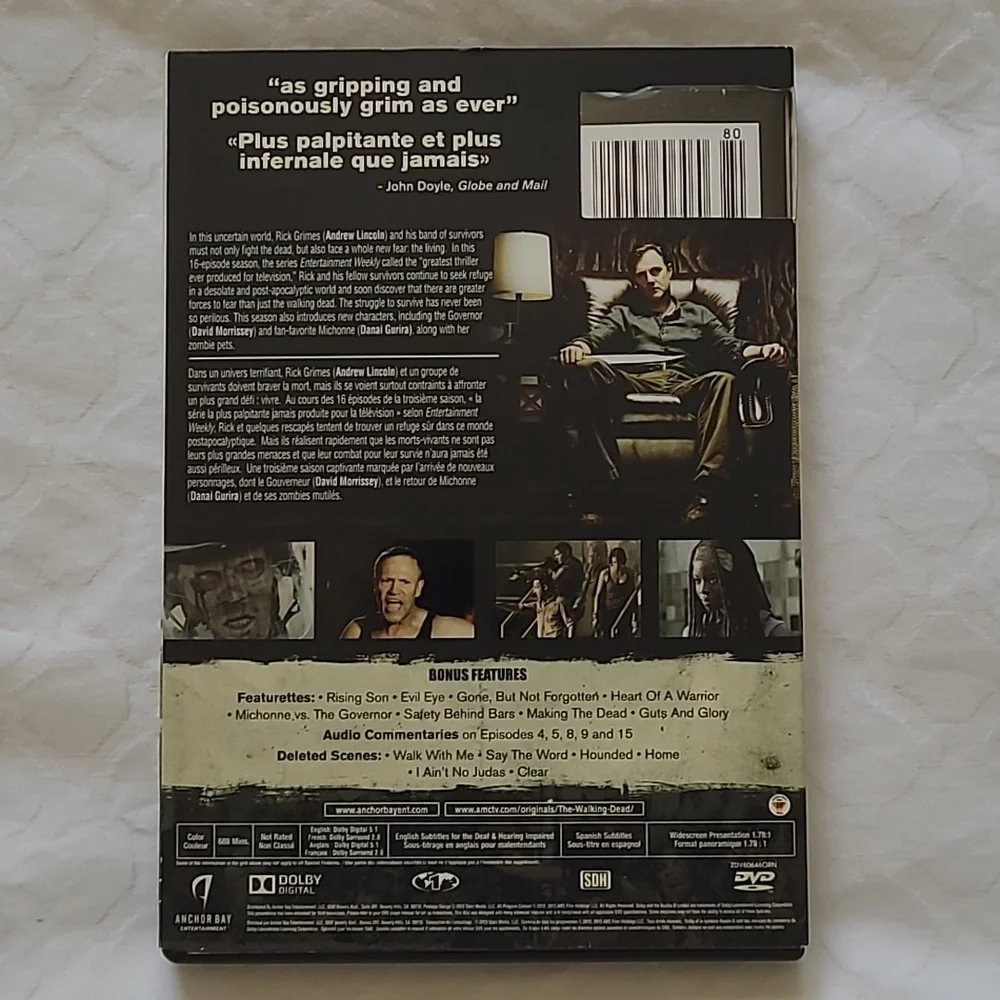 WALKING DEAD DVDs Seasons 1, 2 & 3 - Picture 11 of 14